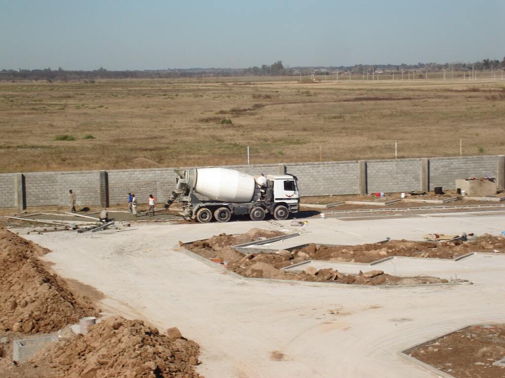 assets/img/portfolio/Predio_KM_42/Obra/01-min.jpg